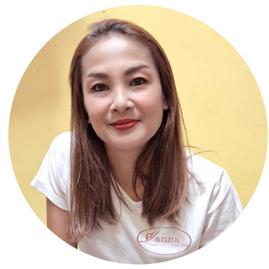 Kob Massaggiatrice Thailandese Lanna Thai Milano